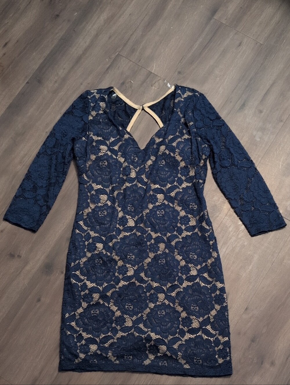 RUBY BERI Navy Lace Sheath Dress with Keyhole Neckline